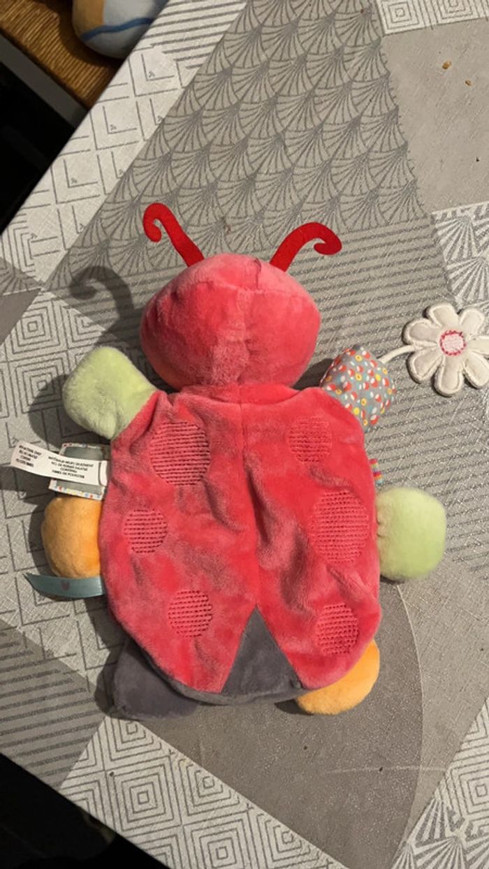 Doudou marionnette coccinelle kaloo - photo numéro 2