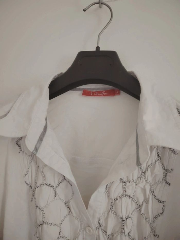 Chemise griffon taille 4 - photo numéro 2