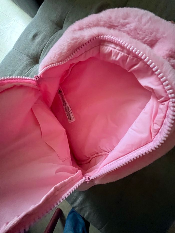 Sac à dos soft Minnie neuf Disneyland Paris - photo numéro 6