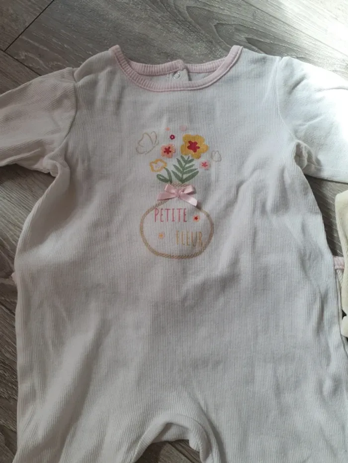 Lot pyjamas bébé fille 24 mois - photo numéro 4