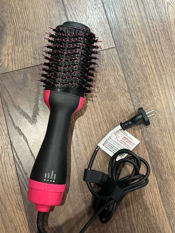 Brosse électrique soufflante