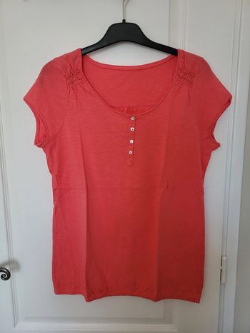 T-shirt rose corail camaïeu