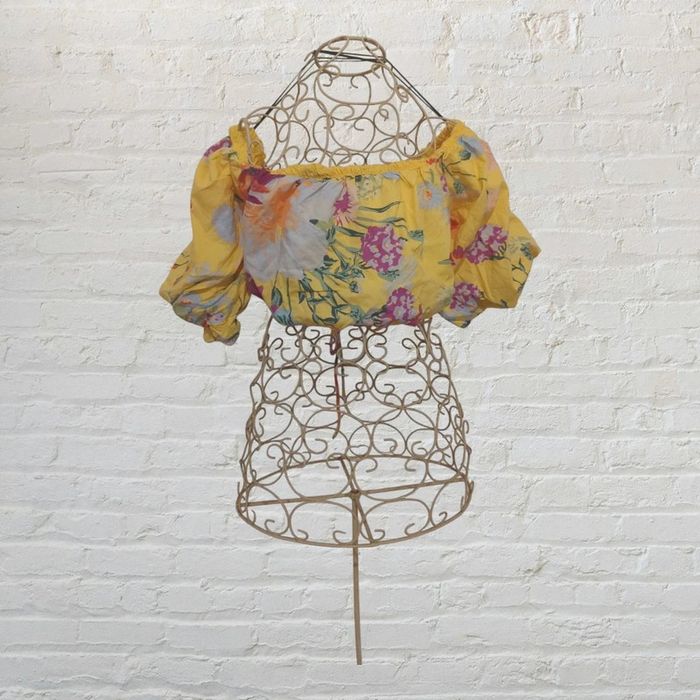 Top court jaune fleurie H&M taille S - photo numéro 3
