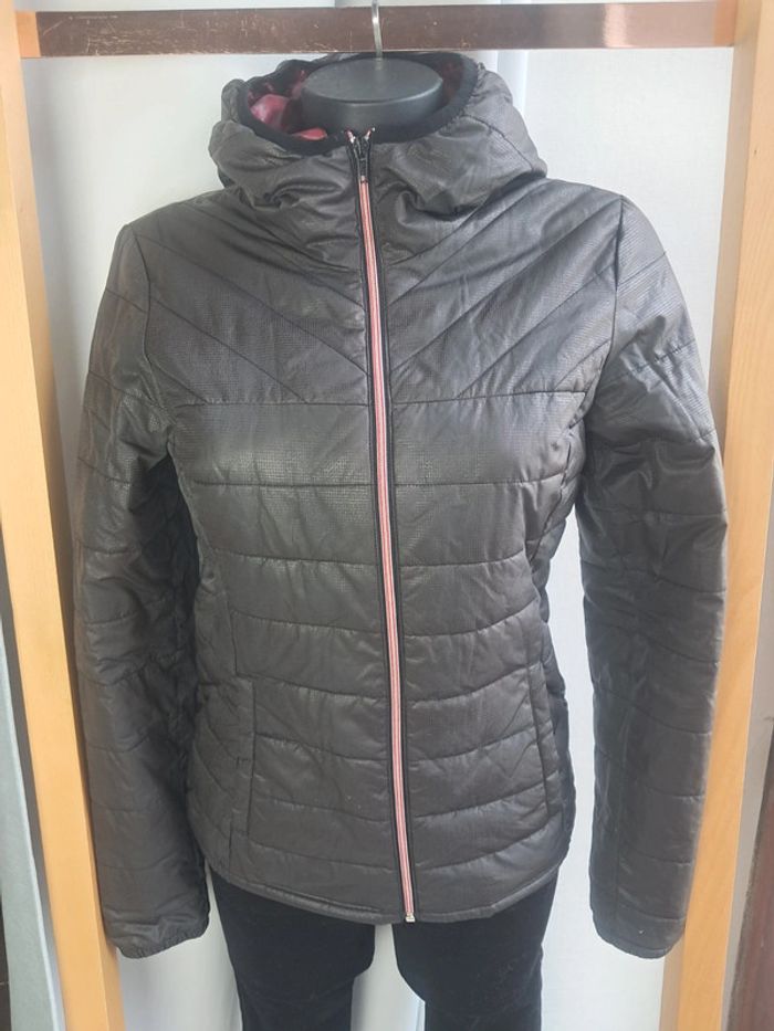 I code veste coupe vent capuche T.36 - photo numéro 2