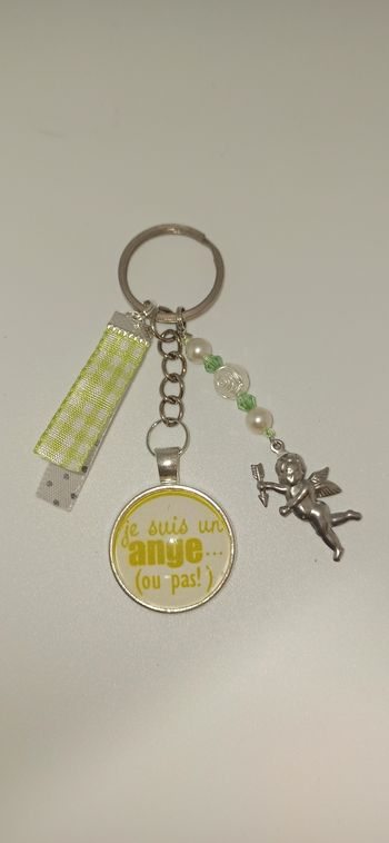 Porte clé humour " Je suis un ange ou pas "