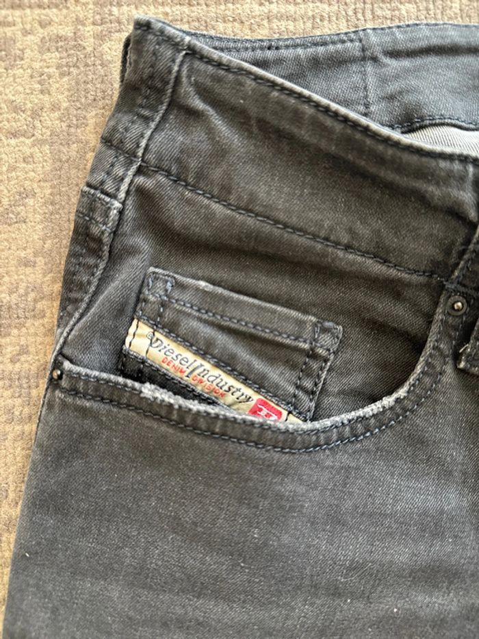 Jean slim noir Diesel Femme – W25 L30 – Bon état - photo numéro 4