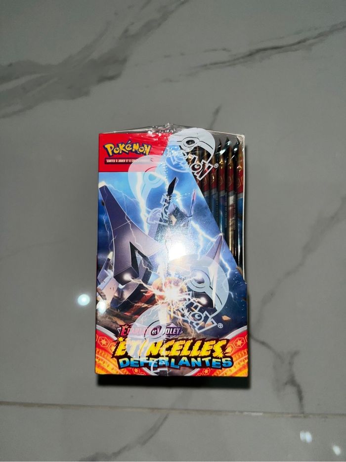 Display Pokémon ev8 étincelles déferlantes - photo numéro 5