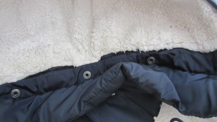 Blouson/doudoune a capuche 10 ans - photo numéro 5