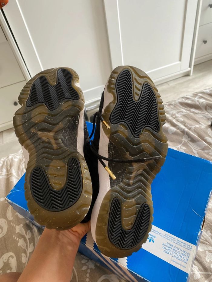 Baskets Jordan, taille 41 - photo numéro 4