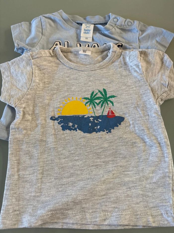 T-shirt motif