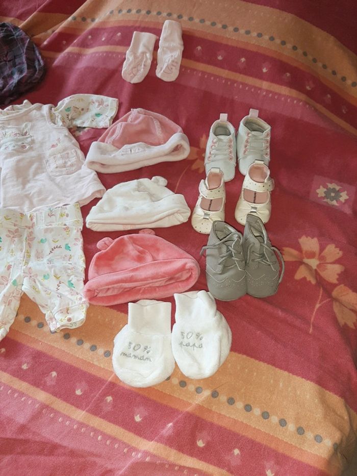 Lot vêtements bébé fille naissance 1 mois - photo numéro 2