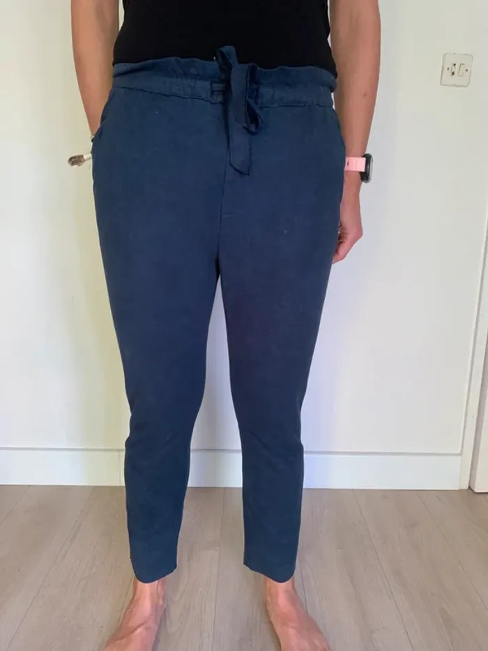 👩 Pantalon style daim – Kiabi – T.36 Pantalon femme Kiabi, taille 36.