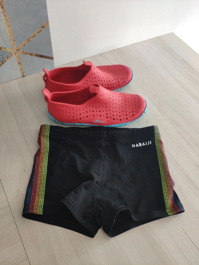 Lot garçon piscine maillot de bain 6 ans et chaussures Decathlon Nabaiji 33/34