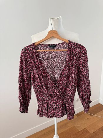 Jolie blouse fleurie 36/S
