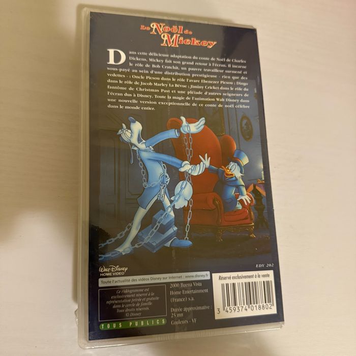 2 VHS sous blister: Le Noël de Mickey - Spiderman contre Morbius - photo numéro 6