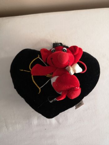 Coeur avec petit diable