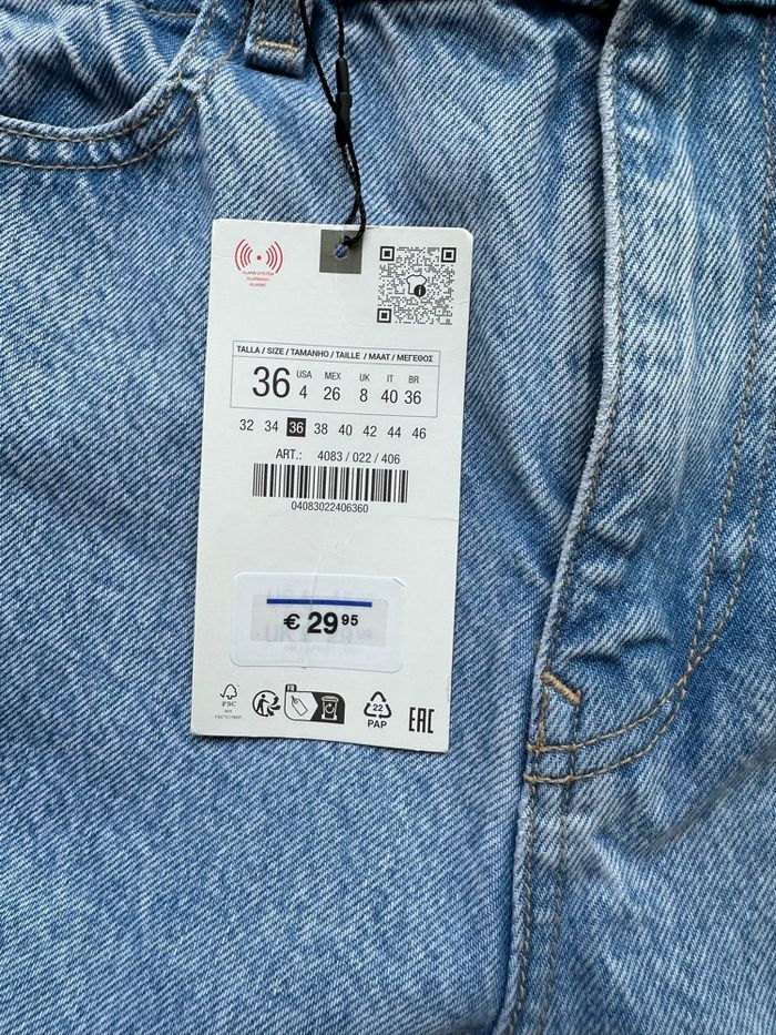 - Jeans Zara   - Taille 36  - Neuf avec étiquette - photo numéro 3