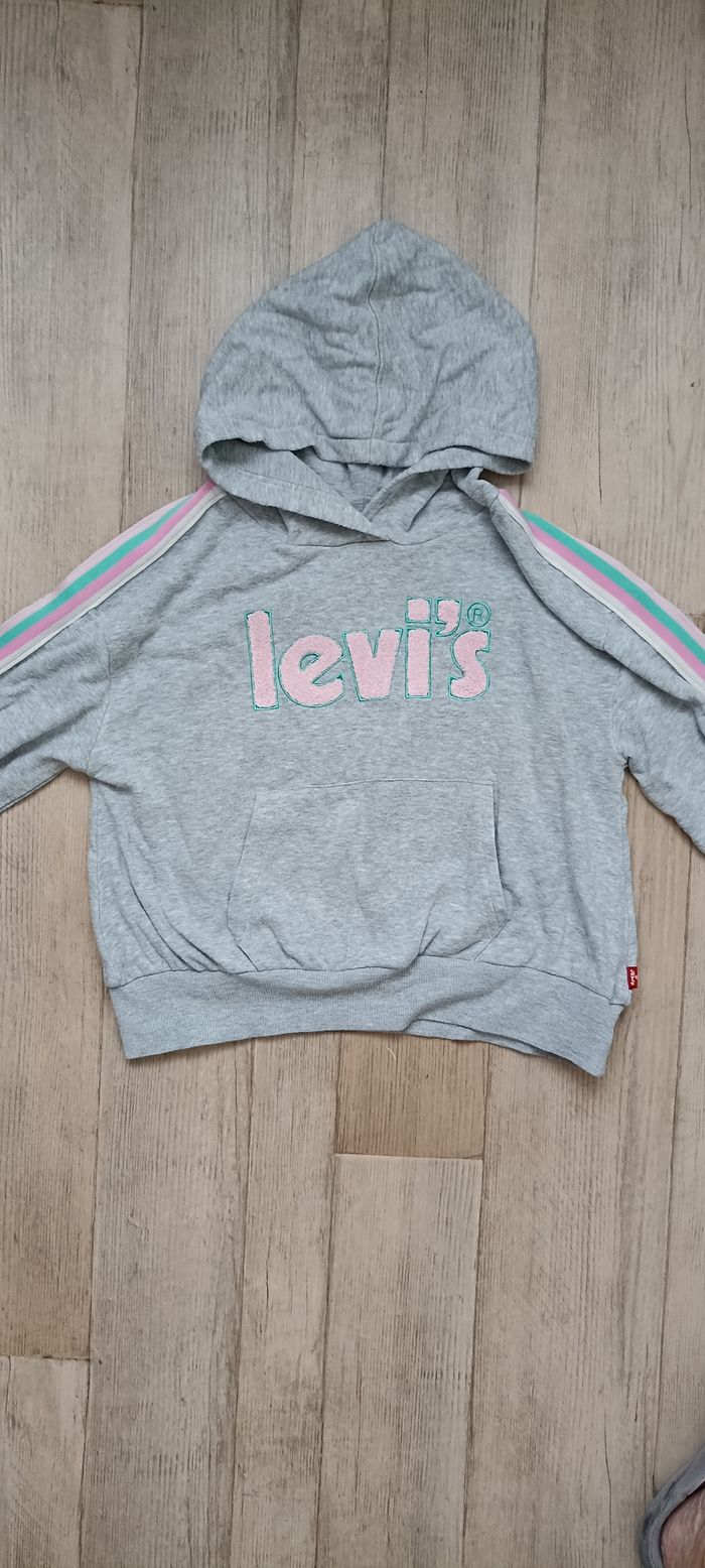 Sweat Levi's