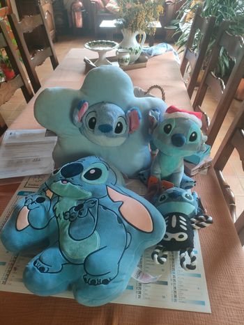 Lot de peluche Stitch 