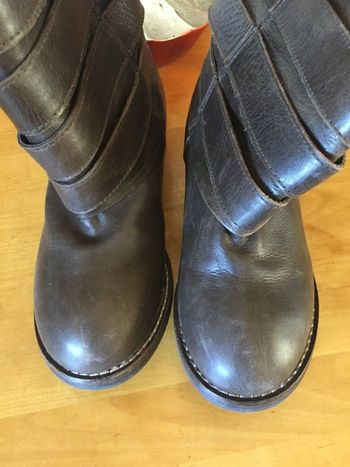 Boots cuir pointure 33