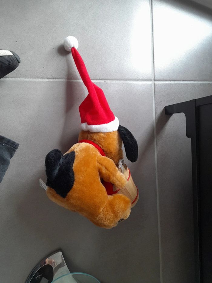 Peluche chien Noël avec seau - photo numéro 7