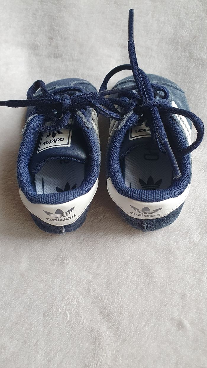 Lot chaussures - photo numéro 2