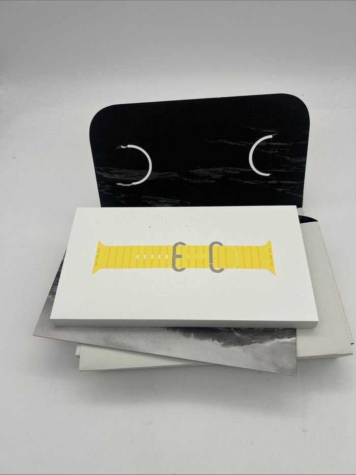 Apple Watch Ultra 49 mm Titane - photo numéro 5