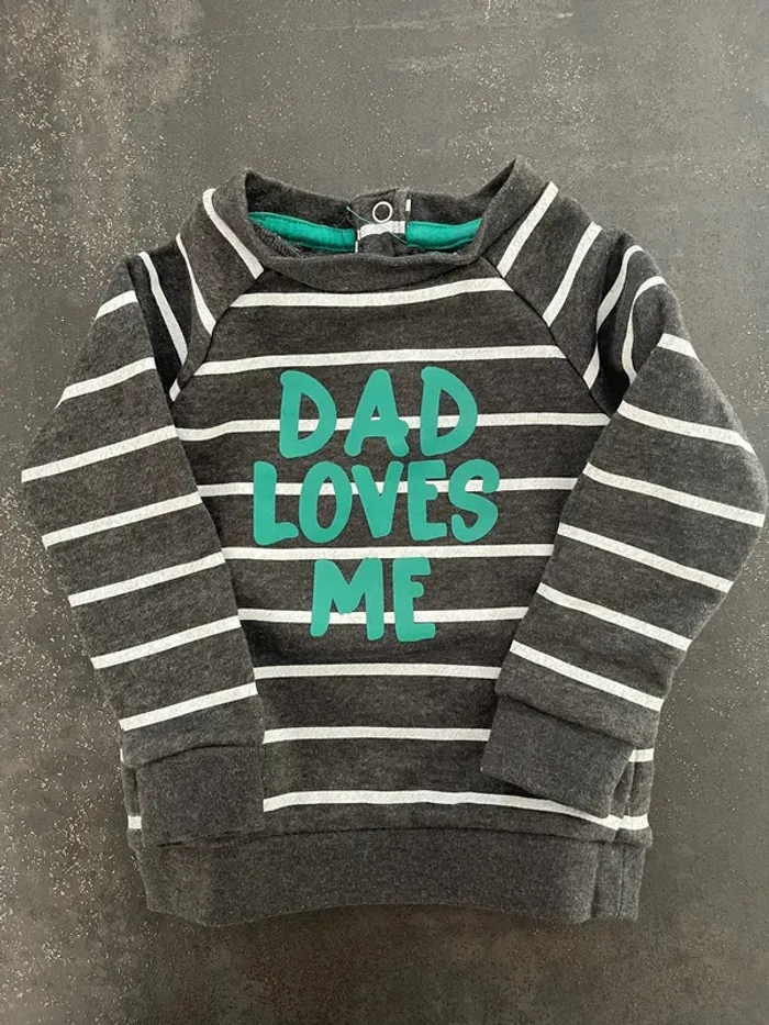 Pull sweat gris à rayures « Dad loves me » taille 9 mois marque influx