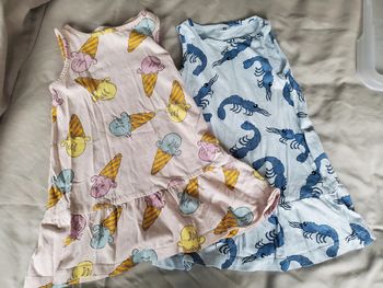 🌴 Lot de 2 robes d'été fille taille 2 ans