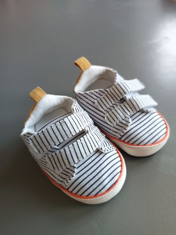 Chaussures souple taille 17