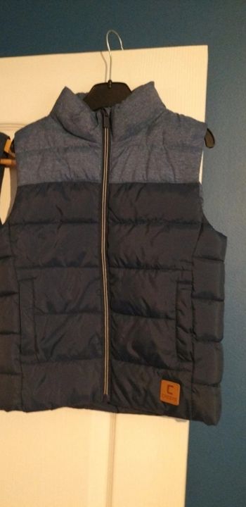 Doudoune sans manches Creeks taille 8 ans