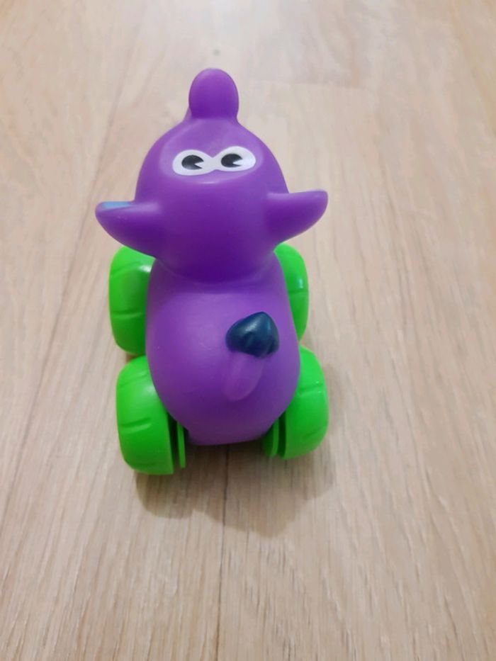 Véhicule éléphant - photo numéro 2