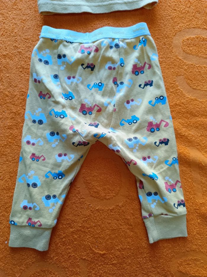 Pyjama deux pièces Baby Gap 3-6 mois - photo numéro 8
