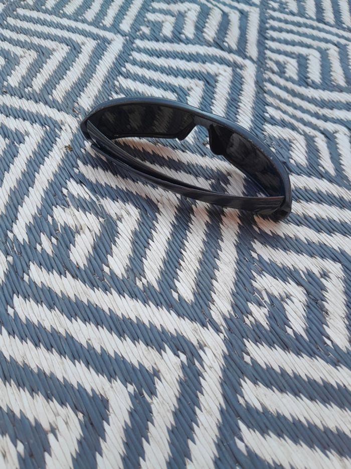 Lunette de soleil enfant - photo numéro 3