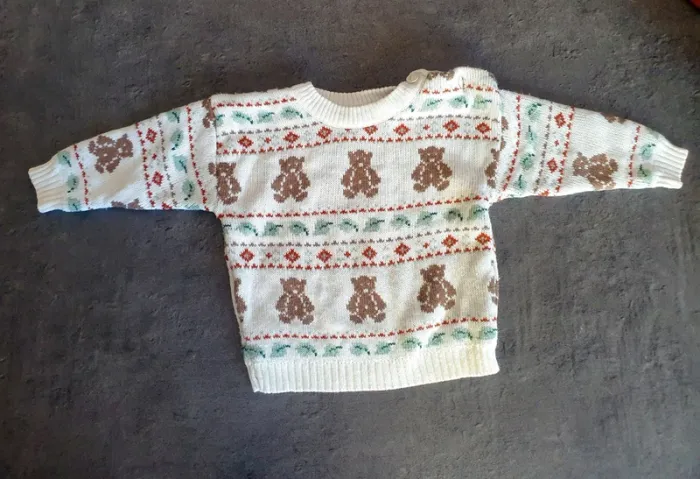 Pull 18mois