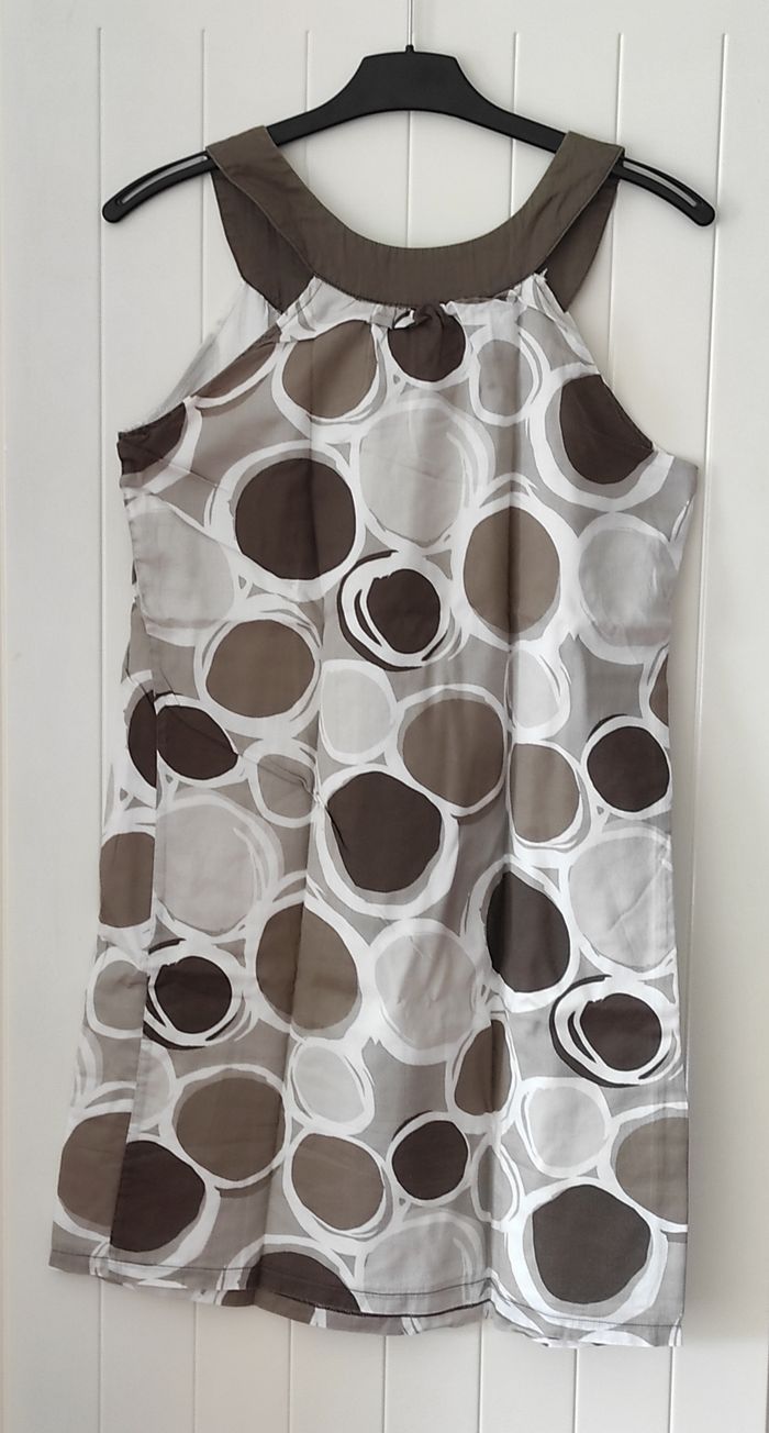 Robe sans manche femme taille 40 - photo numéro 2