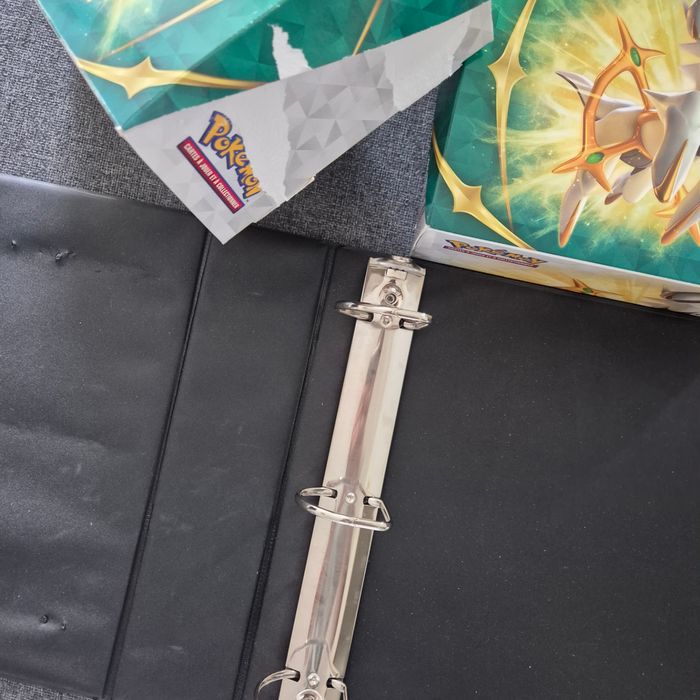 Classeur Pokemon+Boites - photo numéro 2