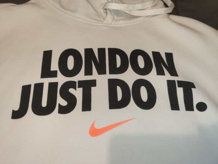 Sweat-shirt Nike taille M * NEUF * - photo numéro 2