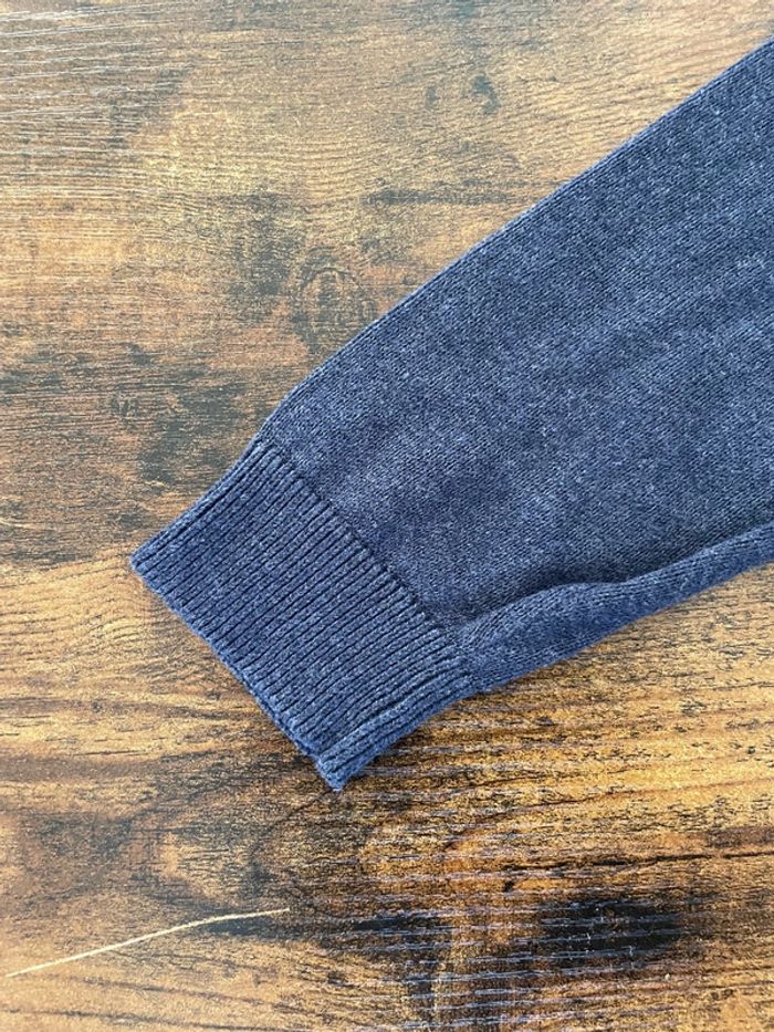 Pull en laine file bleu avec col rond - photo numéro 2