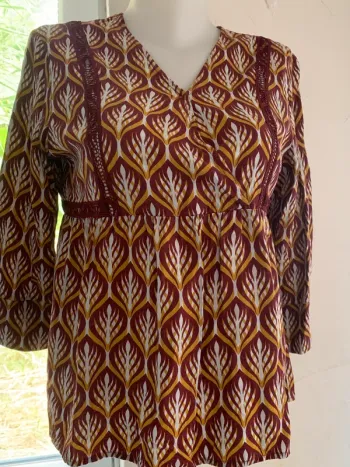 Blouse motif Only taille 38 manches 3/4