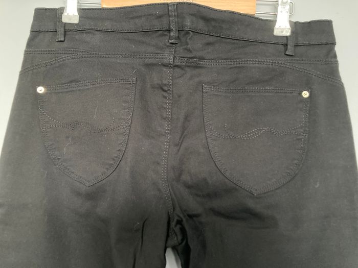 Jean noir Camaïeu - photo numéro 4