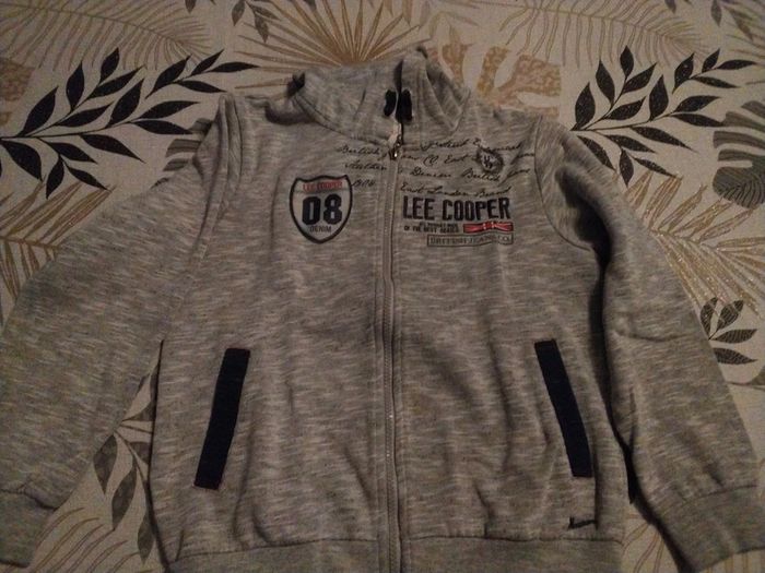 Gilet Lee Cooper gris 10 ans