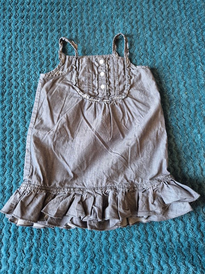 Robe bretelles bébé fille taille 24mois