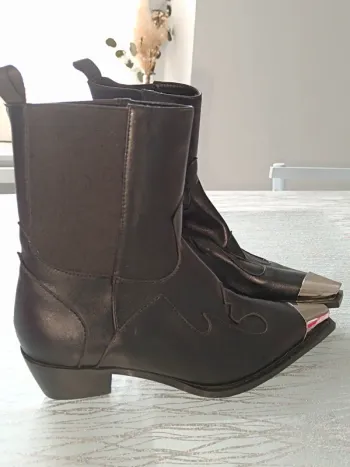 Bottine type Santig-Cowgirl🖤 Pointure 40