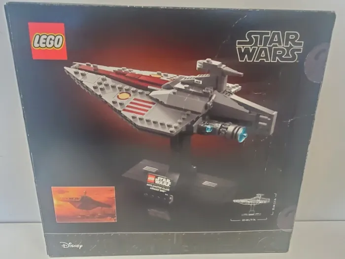 Lego Star Wars Croiseur republique. - photo numéro 2