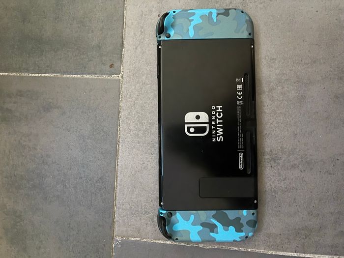 Console Nintendo switch v2 - photo numéro 2