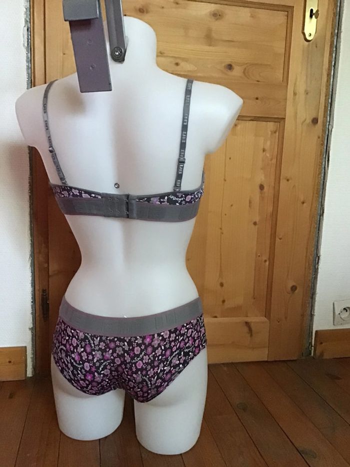 Soutien gorge 90B Union Bay (USA) boxer offert - photo numéro 4