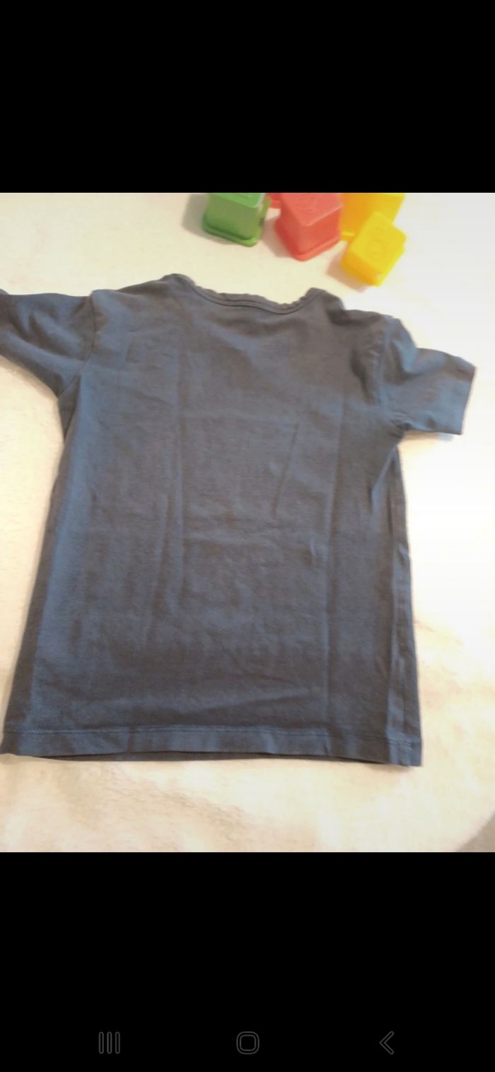 T.shirt garçon taille 3 ans - photo numéro 3