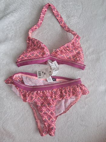 Maillot de bain 2 pièces neuf 4 ans