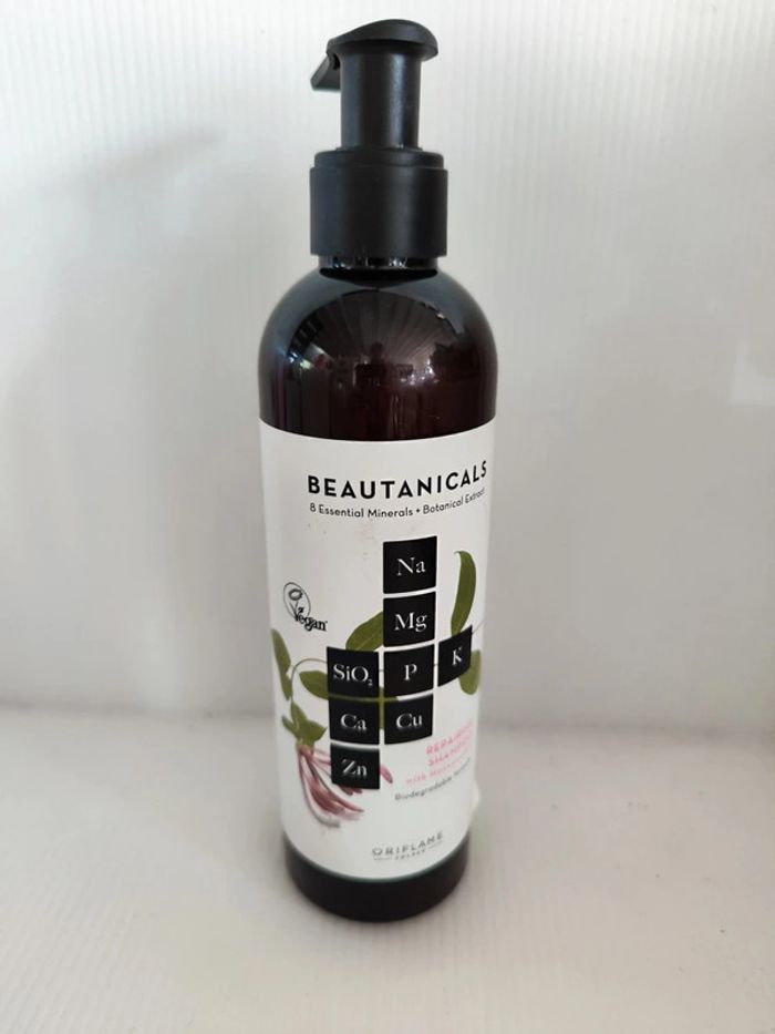 Beautanicals shampoing réparateur riflame 250 ml valeur 13€ à utiliser 12M après ouverture